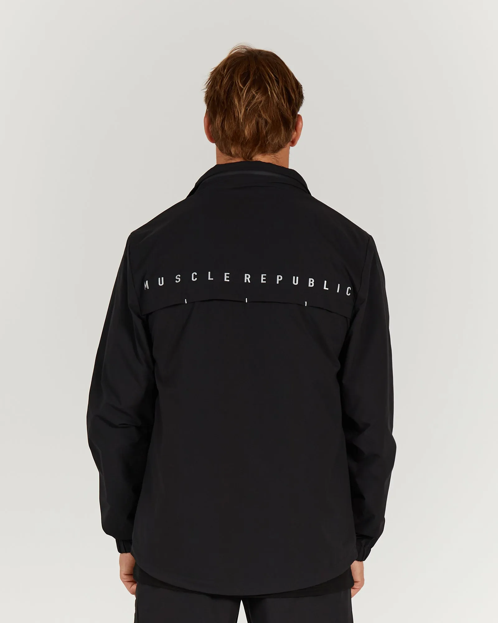 EVOLVE WINDBREAKER JACKET - BLACK