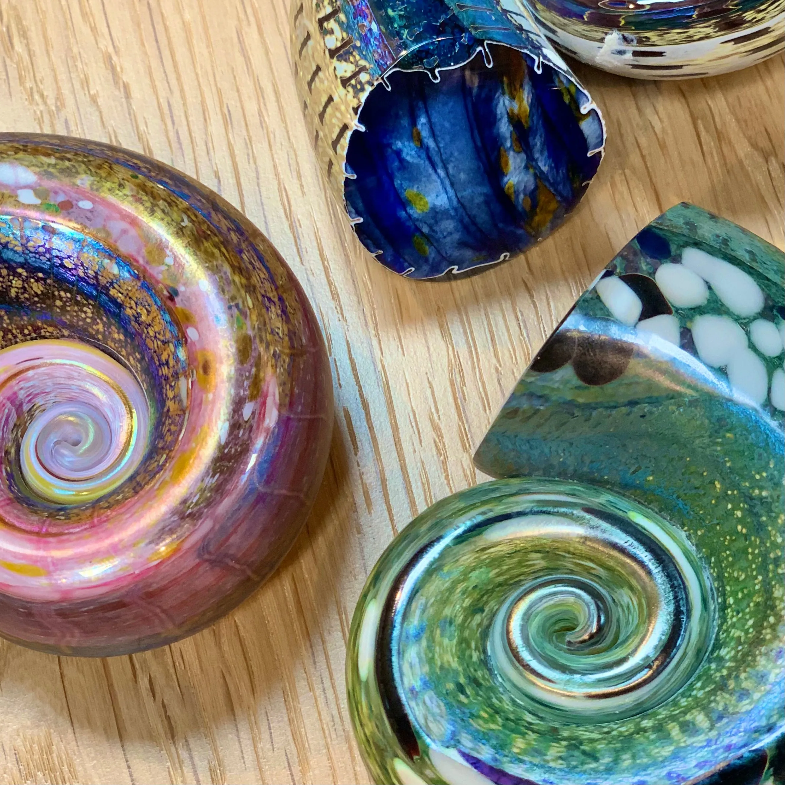Iridescent glass shell - Midnight Blue