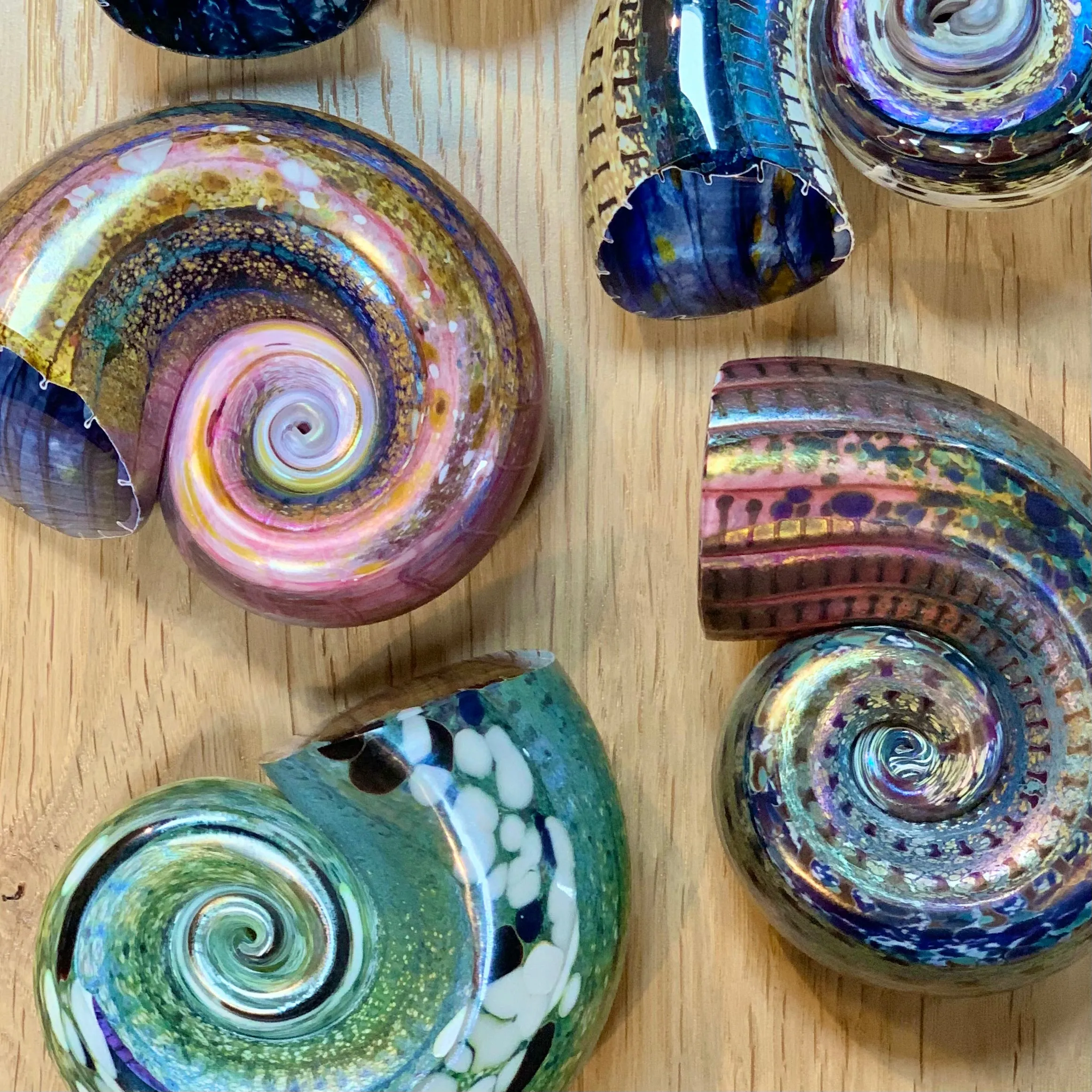 Iridescent glass shell - Midnight Blue
