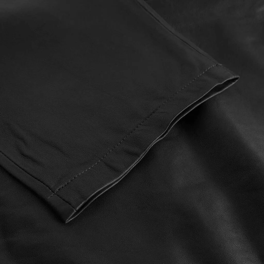 Leather pants decorated with pocket on front / 50770 - Black (Nero)